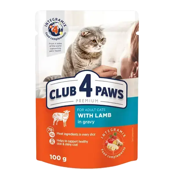 Club 4 Paws Premium Vlazhnyj Korm Dlya Vzroslyh Koshek S Yagnenkom V Souse Upakovka 24 Sht 01 Kg